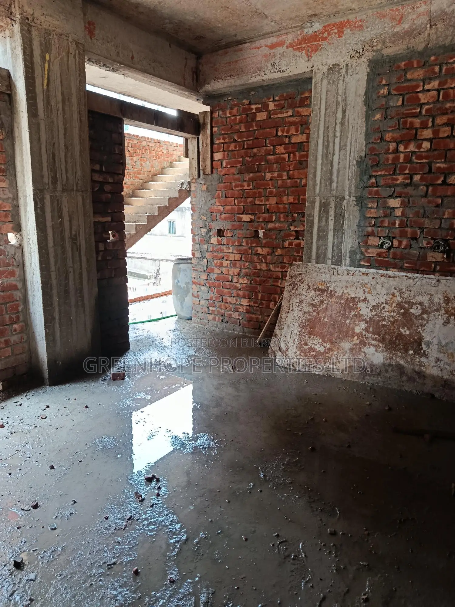West Facing 1250sqft Almost Ready Flat for Sale at North Badda