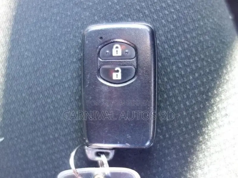 Toyota Axio EX PACKAGE SILVER 2020