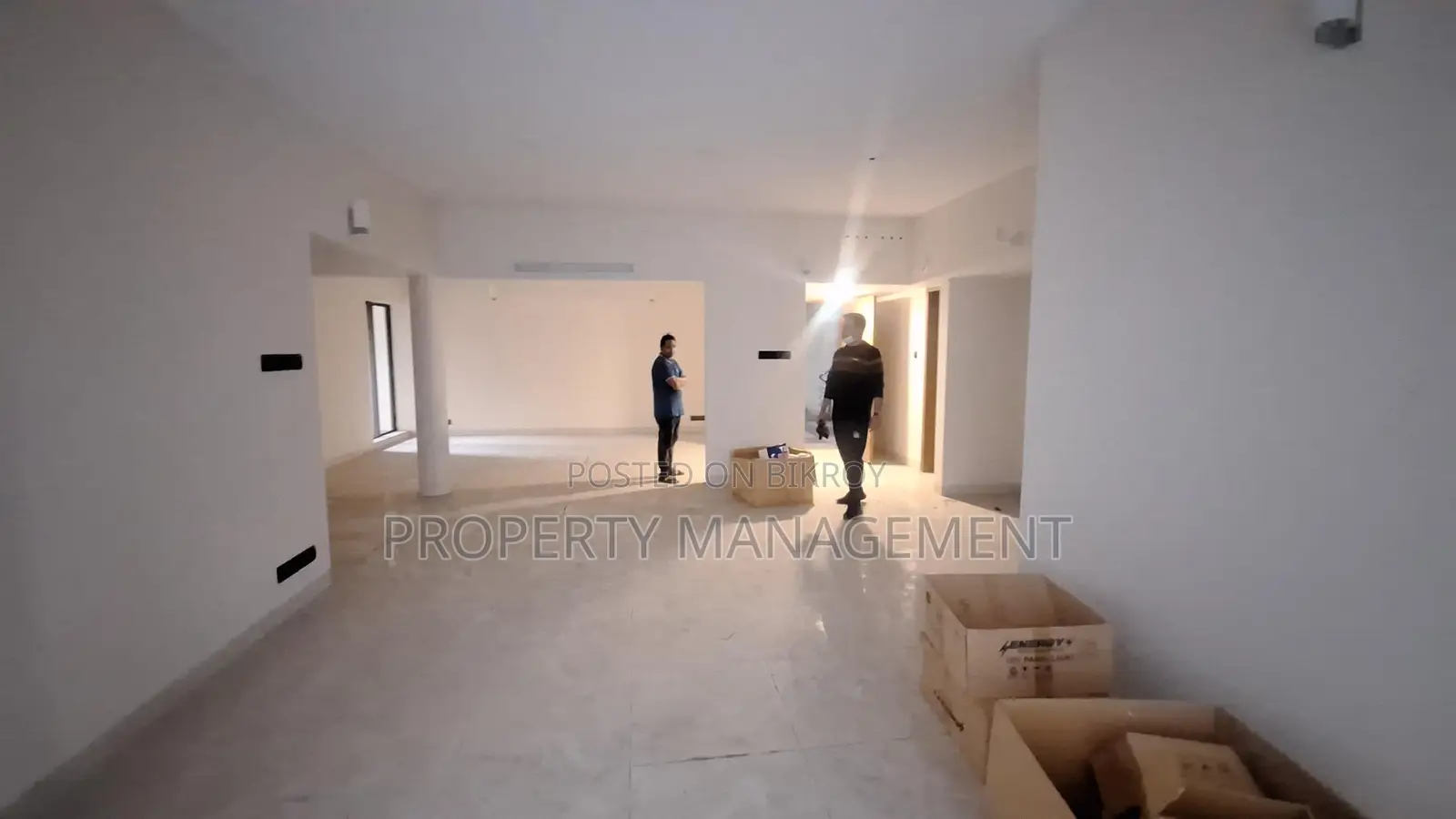 2100 Sqft Office Space For Rent in Gulshan 1 with Nice View