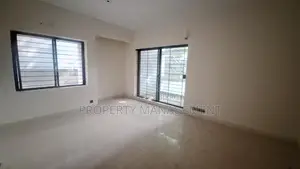 2100 Sqft Office Space For Rent in Gulshan 1 with Nice View