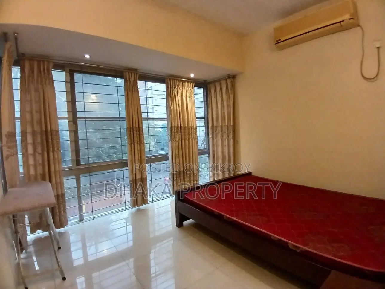 Wonderful Full Furnish Apartment Rent at Gulshan 2.Diplomatic Zone