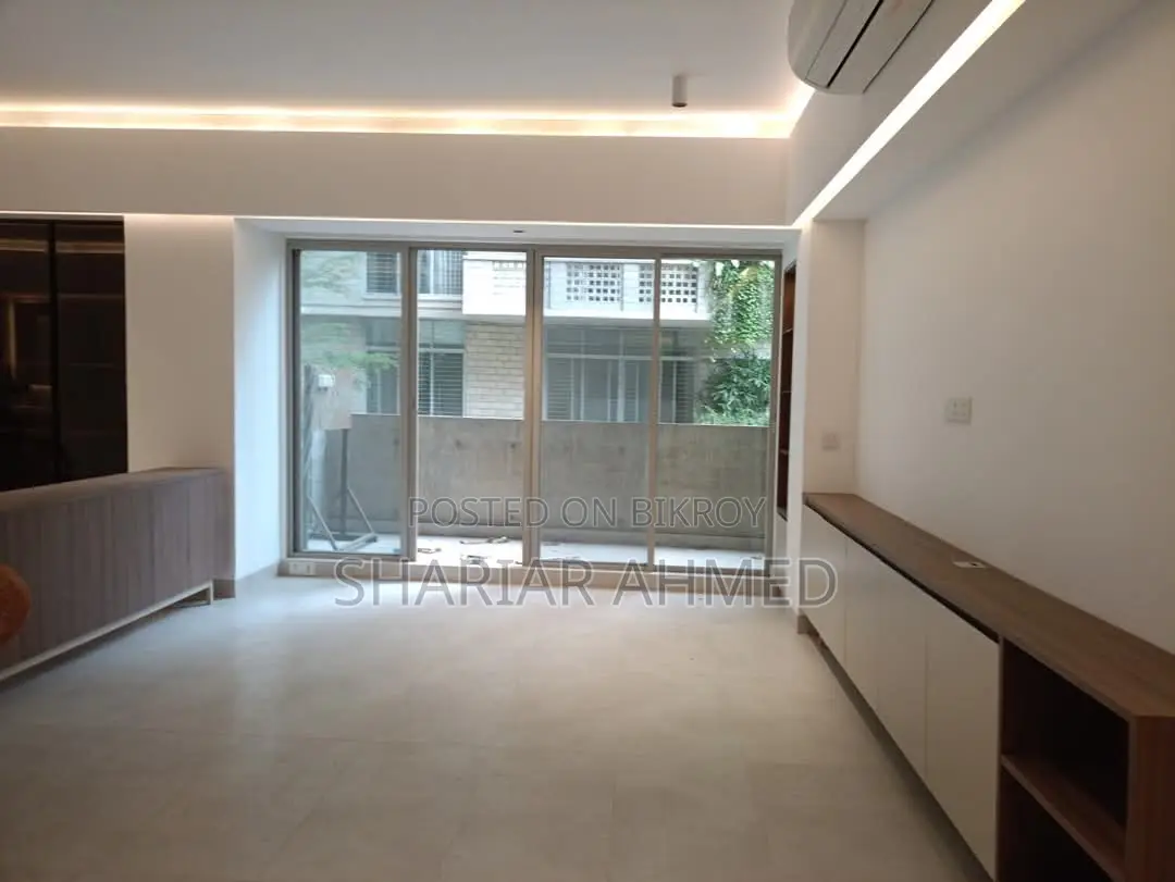New 3600 SqFt Semi Furnished Ready Flat For Rent @ GULSHAN-2