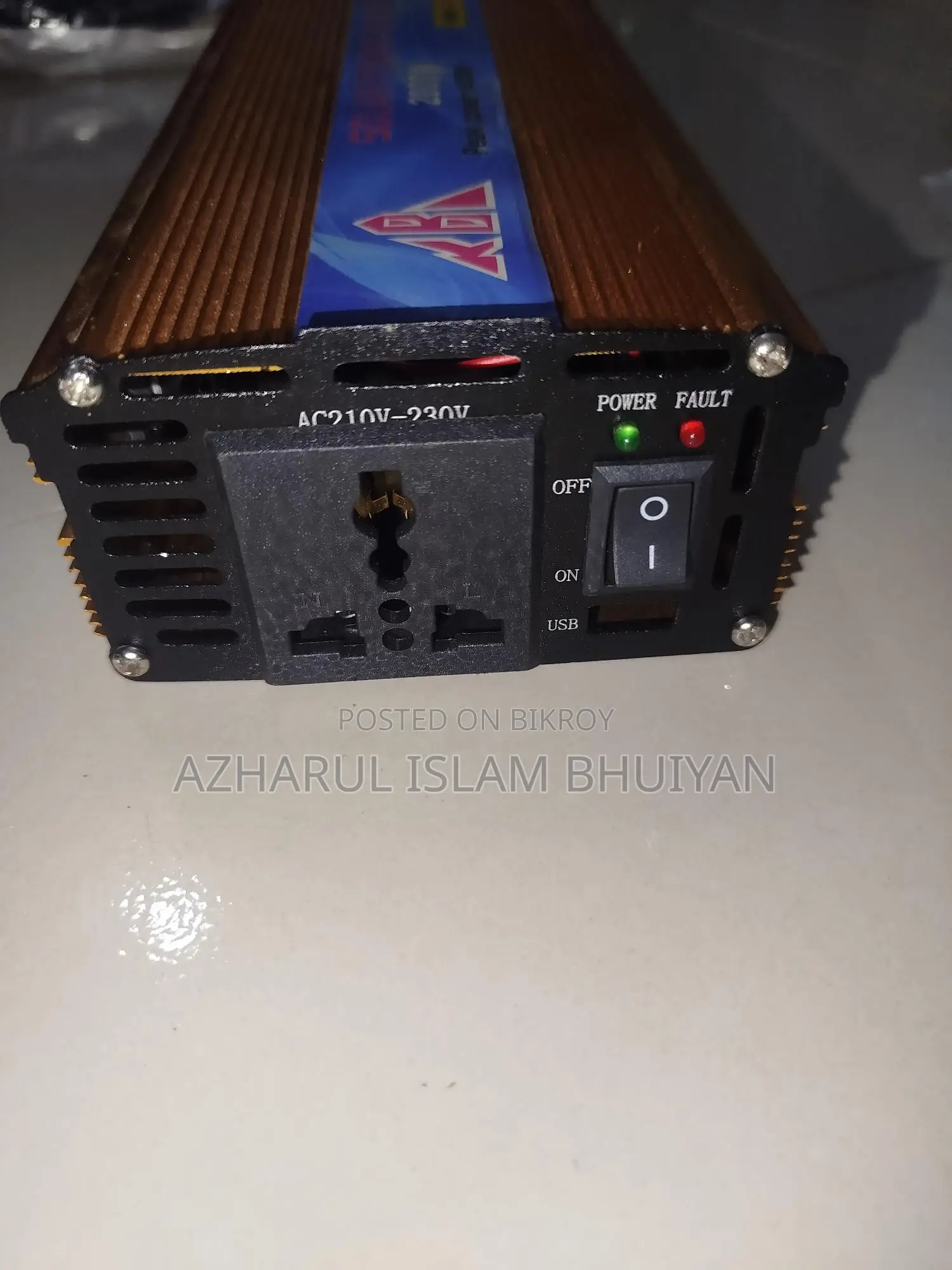 12 Volt DC to 220V AC Car Inverter