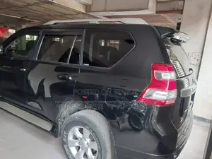 Toyota Prado sunroof 2013