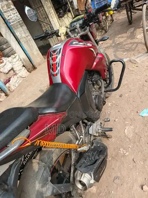 Yamaha FZS ` 2019