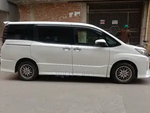Toyota Noah 2020