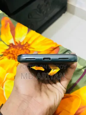 Google Pixel 5a . (Used)