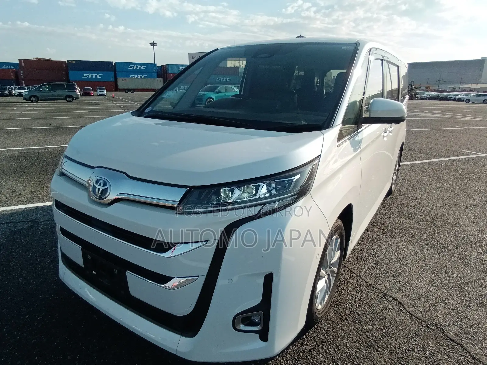 Toyota Noah Z 2022
