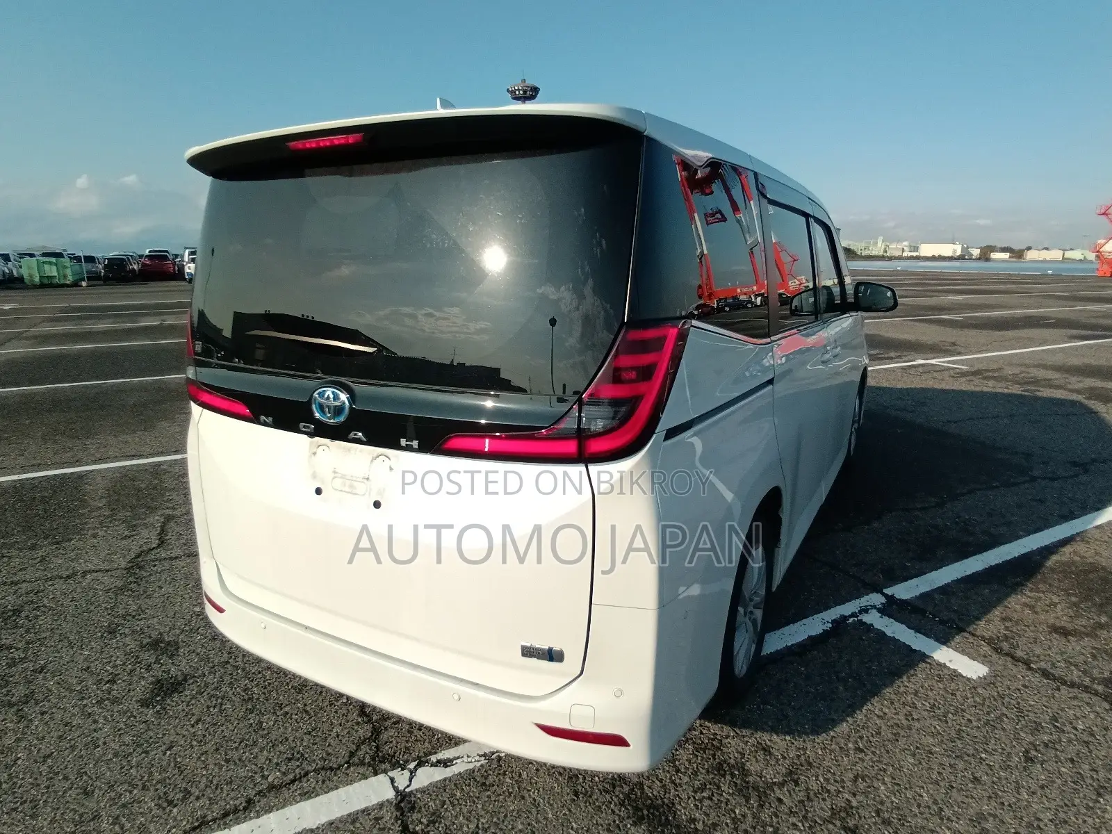 Toyota Noah Z 2022