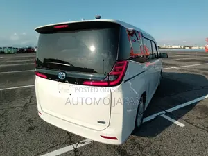 Toyota Noah Z 2022