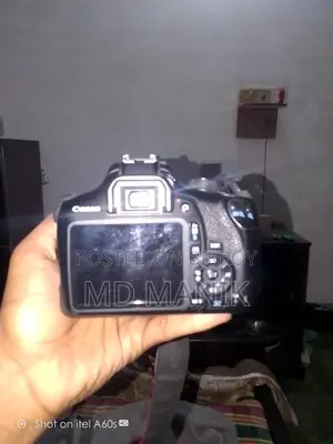 Canon 1300D
