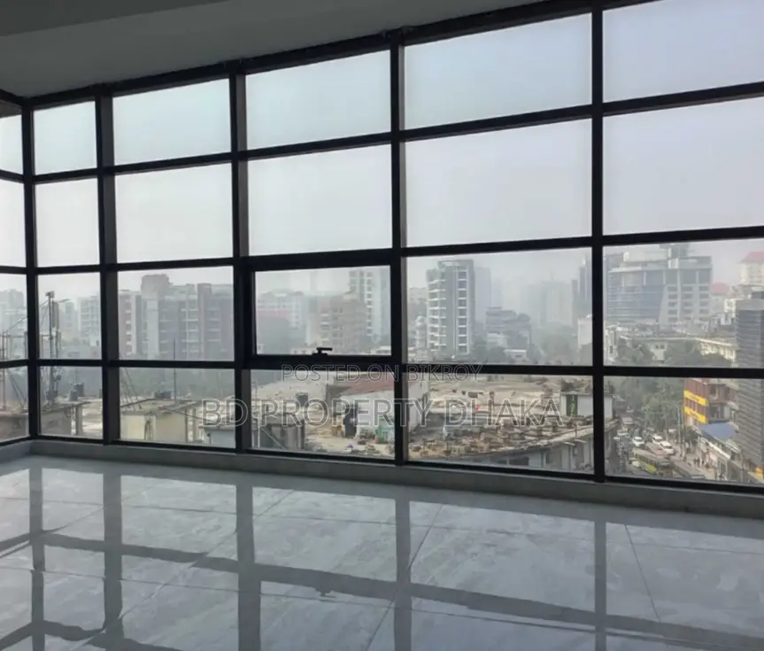 4500 Sqft Excellent open Commercial property rent in Gulshan Avenue