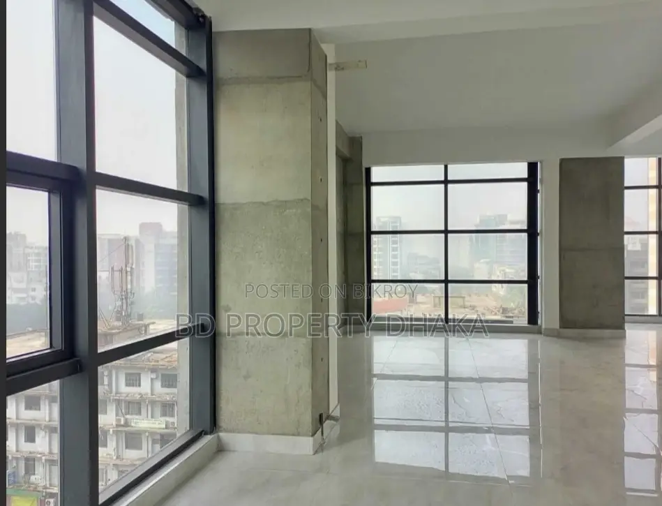 4500 Sqft Excellent open Commercial property rent in Gulshan Avenue