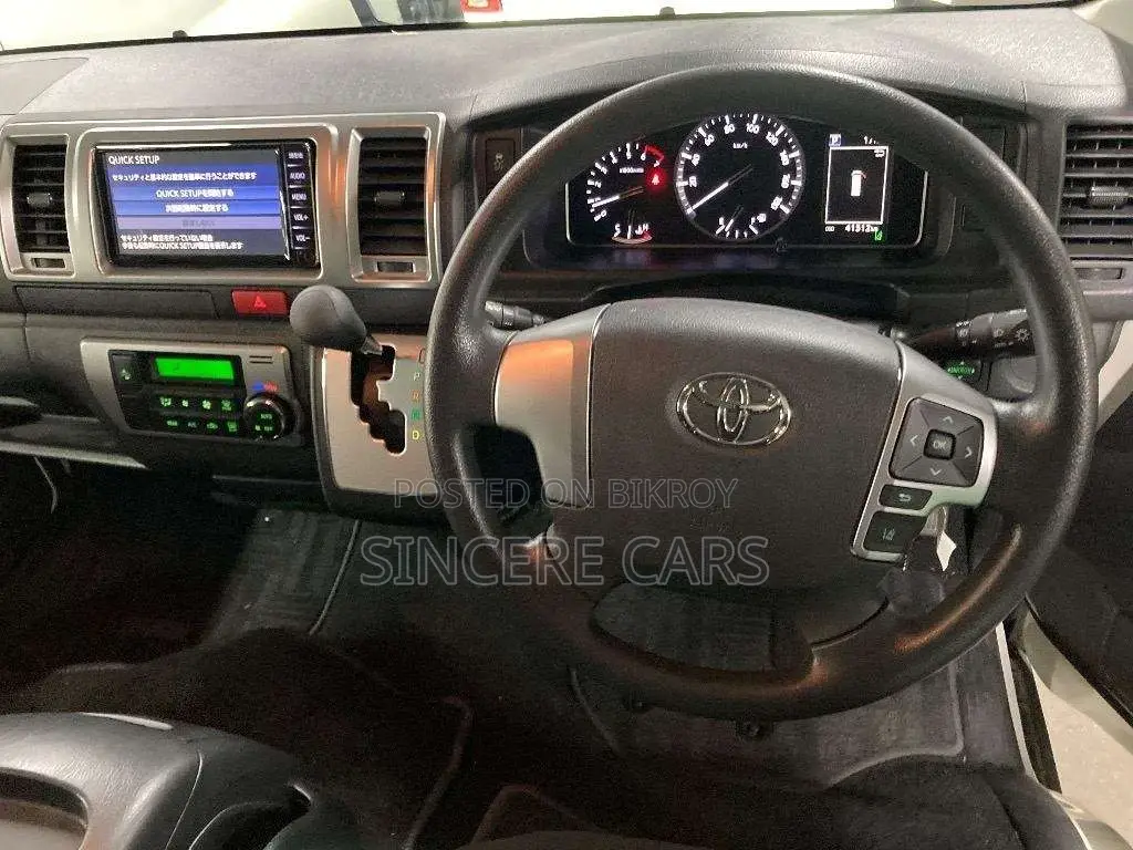 Toyota Hiace SUPER GL KEY START 2020