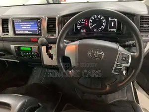 Toyota Hiace SUPER GL KEY START 2020