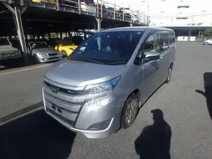 Toyota Noah X PACKAGE NON-HY 2020