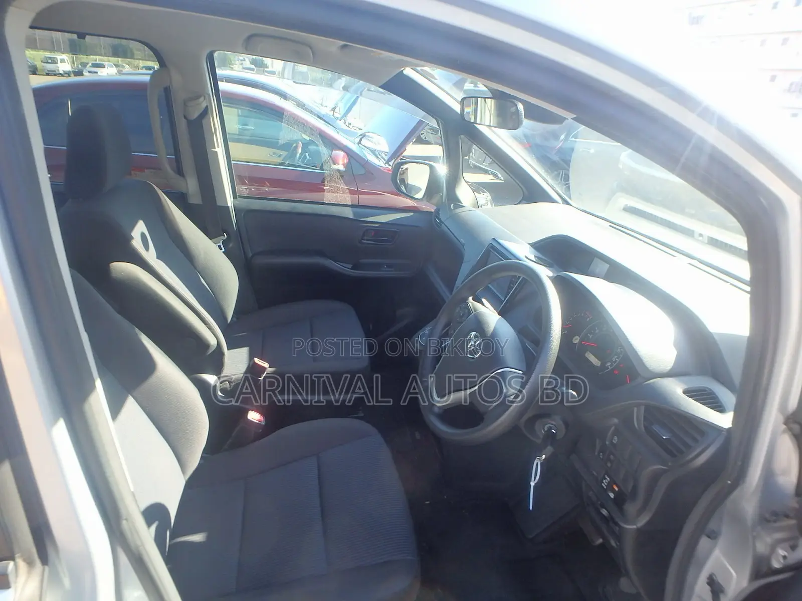 Toyota Noah X PACKAGE NON-HY 2020