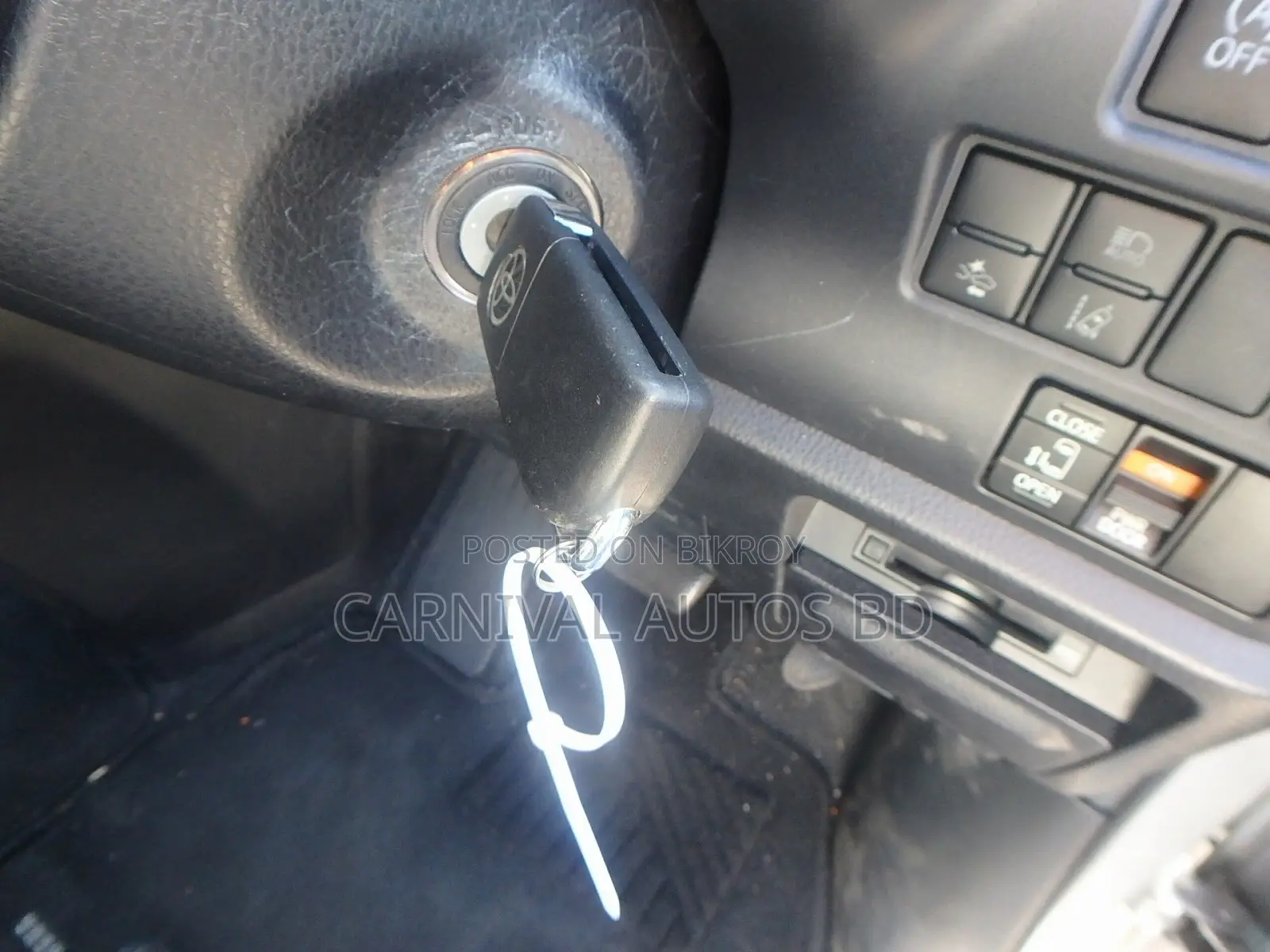 Toyota Noah X PACKAGE NON-HY 2020