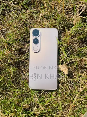 Vivo v50lite (Used)