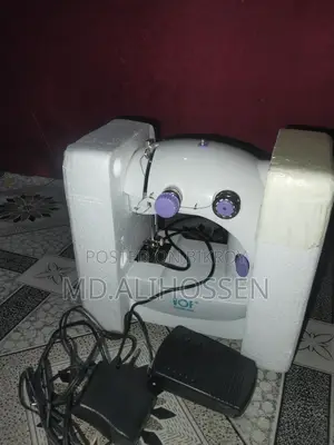 Mini Sewing Machine