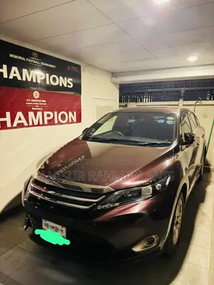 Toyota Harrier 2016