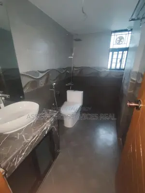 গুলশান-২ এ ৩৫০০ বর্গফুটের ব্র্যান্ড নিউ অফিস স্পেস ভাড়া