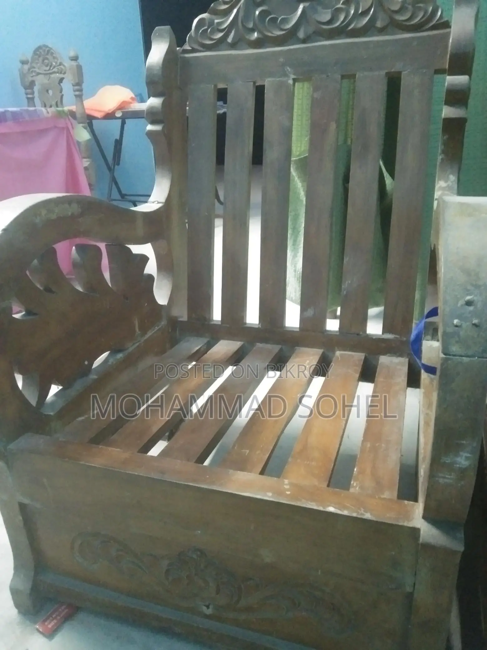 1 Three-seater sofa, 2 Single-seater sofas, Used