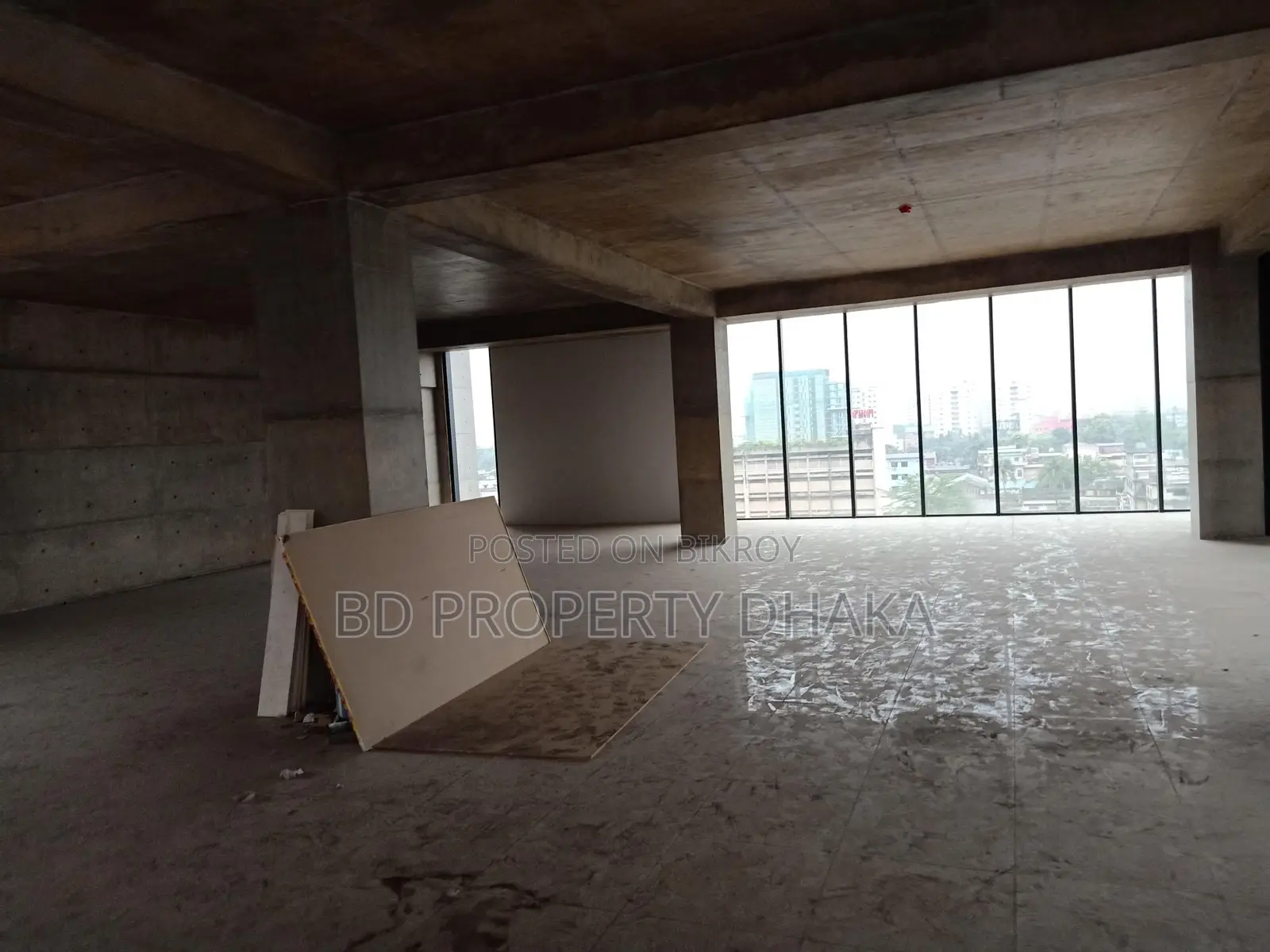 11500 Sqft Open Commercial Space Rent in Tajgao Avenue