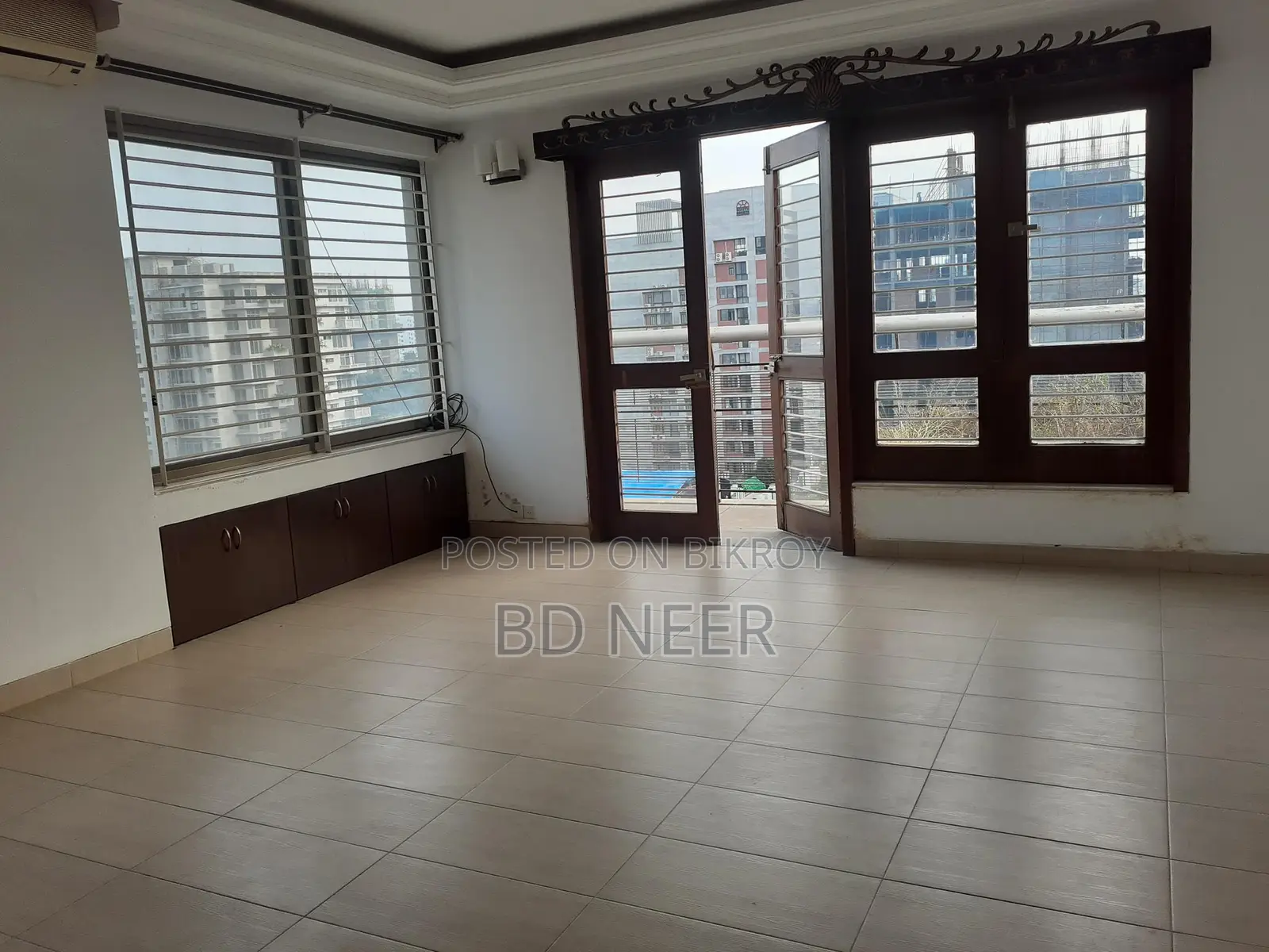 Duplex 7500 SqFt 10Th &11th Floor For Rent in Gulshan-2