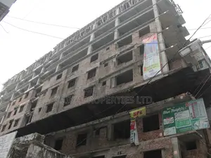১৫৫০ বর্গফুট প্রিমিয়াম লিভিং | ৪ বেড প্রায় রেডি অ্যাপার্টমেন্ট