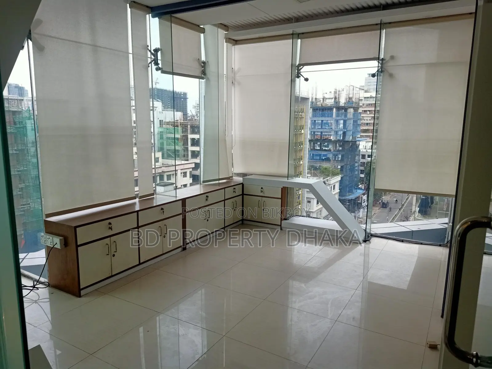2530 Sqft Open Commercial Space for Rent in Banani