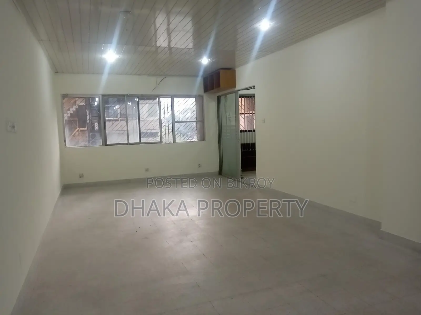 গুলশানে ২৫০০ বর্গফুটের অফিস স্পেস ভাড়া