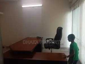 গুলশানে ২৫০০ বর্গফুটের অফিস স্পেস ভাড়া
