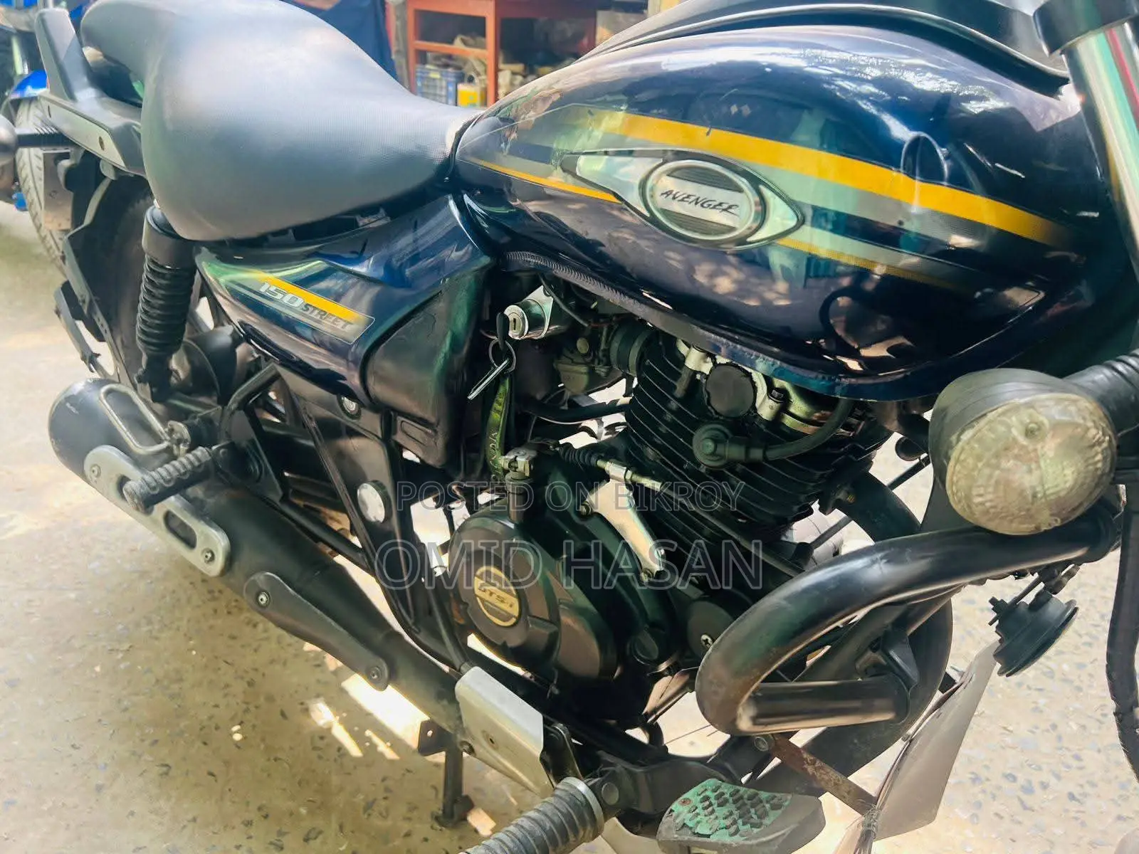 Bajaj Avenger 160 . 2026