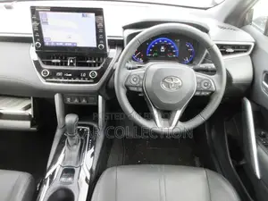 Toyota Corolla Cross z LEATHER 4.5 2023