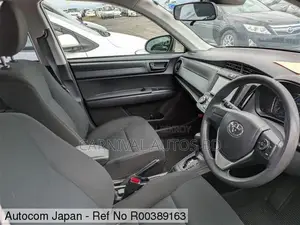 Toyota Axio EX PACKAGE HYBRID 2020