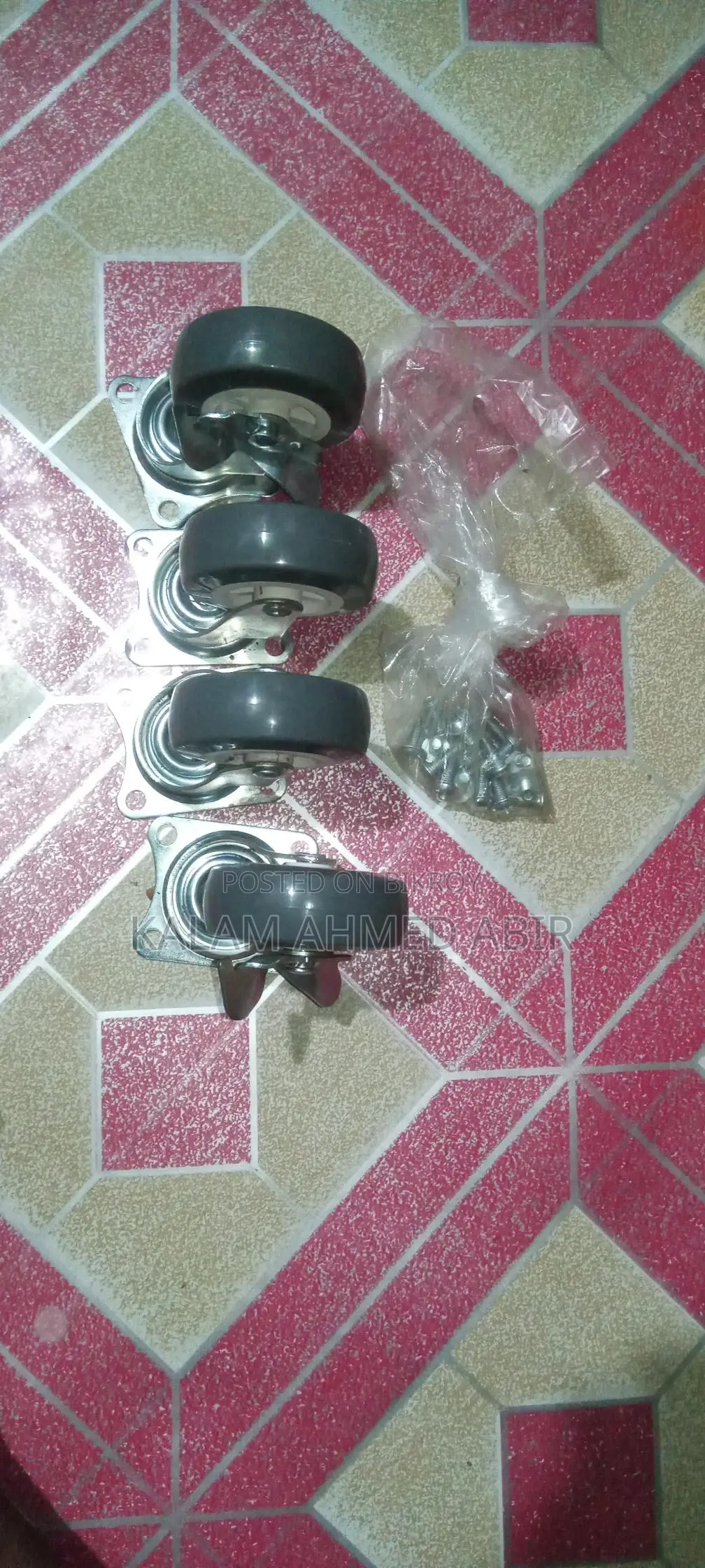 Fridge wheels