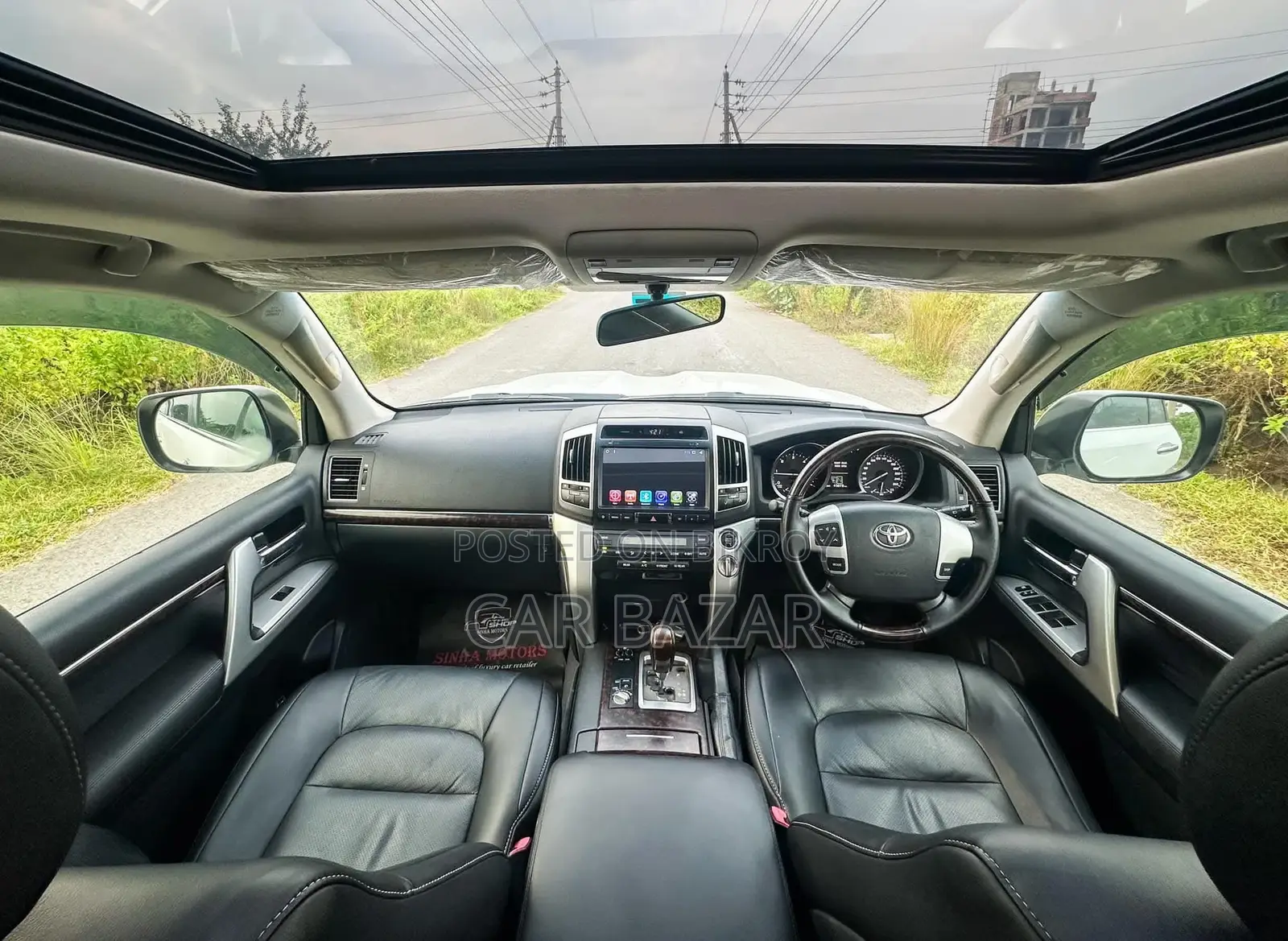 Toyota Land Cruiser V8 AIR SUSPENSION VX 2013