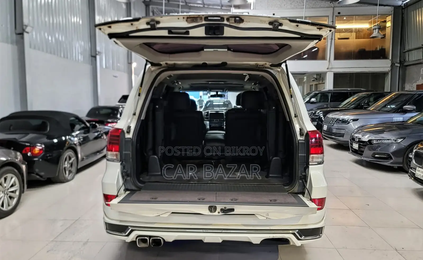 Toyota Land Cruiser V8 AIR SUSPENSION VX 2013