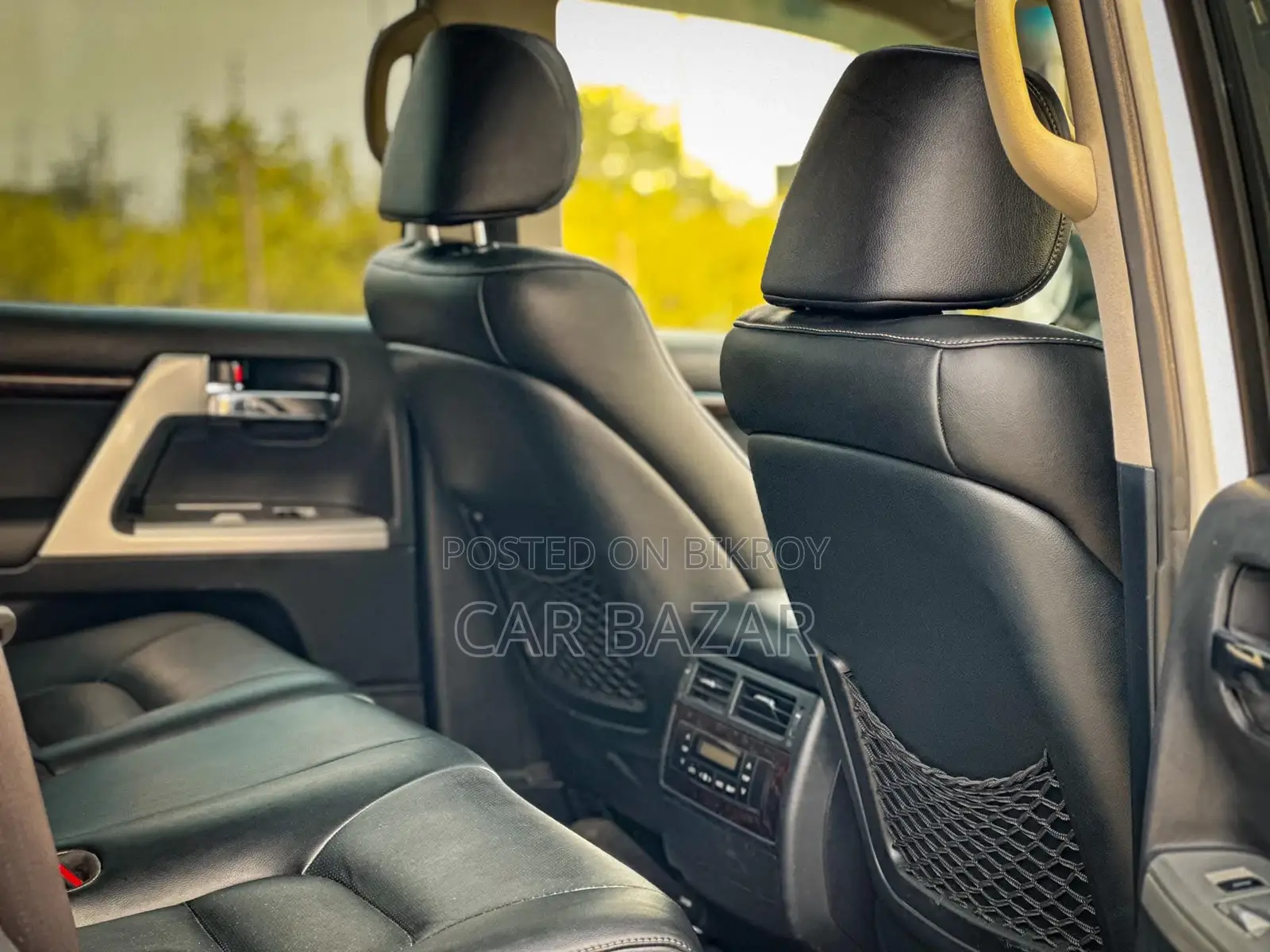 Toyota Land Cruiser V8 AIR SUSPENSION VX 2013