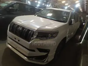 Toyota Land Cruiser Prado TXL 2023