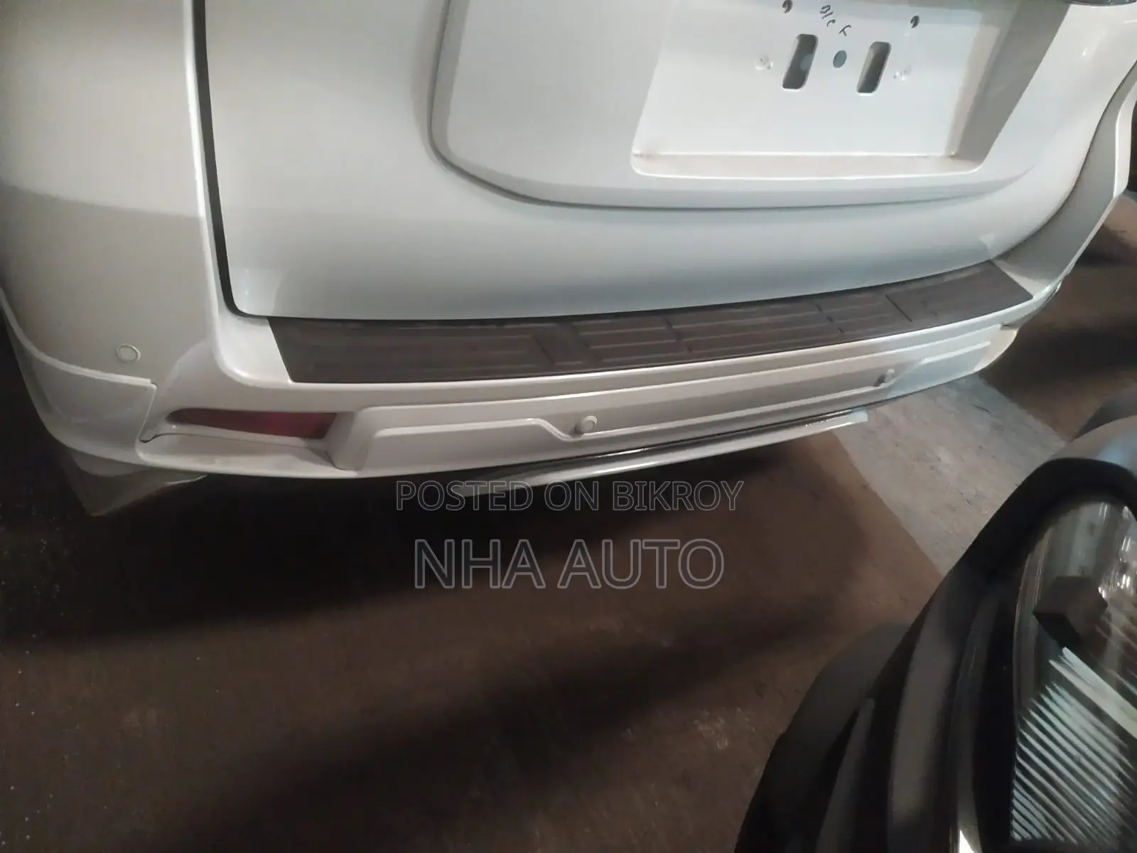 Toyota Land Cruiser Prado TXL 2023