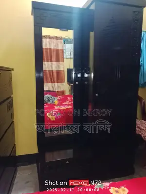 High-Quality Malaysian Wooden Wardrobe