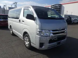 Toyota Hiace GL, DUAL AC 2020