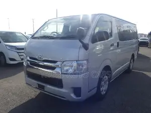 Toyota Hiace GL, DUAL AC 2020