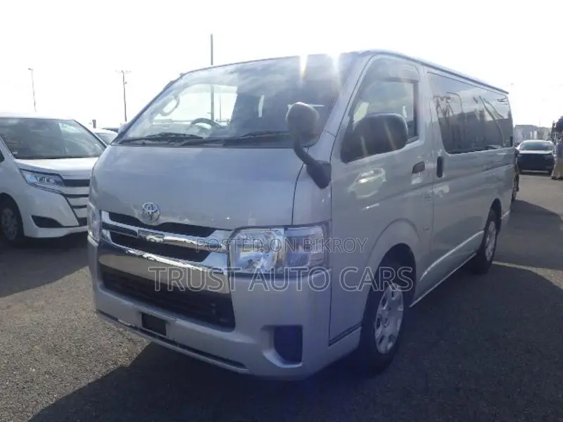Toyota Hiace GL, DUAL AC 2020