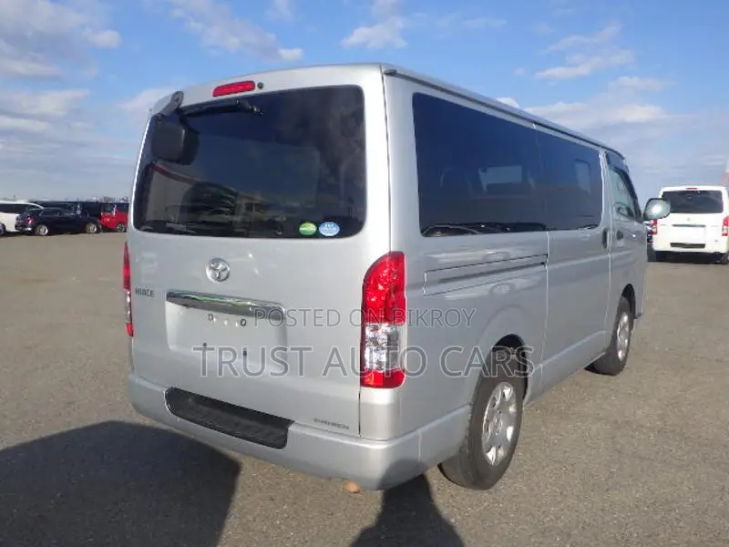 Toyota Hiace GL, DUAL AC 2020