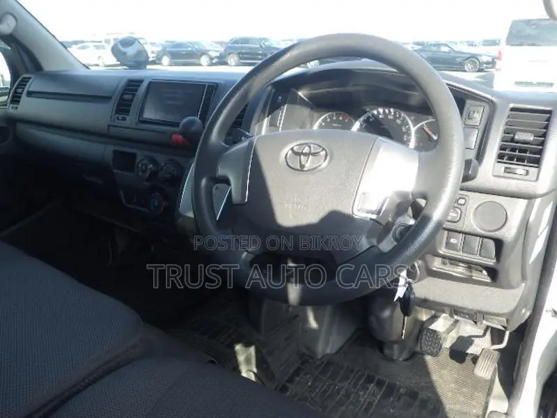 Toyota Hiace GL, DUAL AC 2020