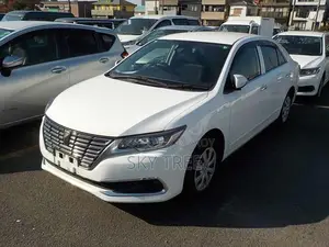 Toyota Premio F Package 2020