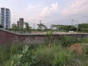Sector 28, Road 322, South-Facing 3 Katha Plot for Sale